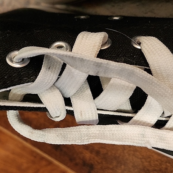 SZ 5 Black Platform High-Tops - Picture 15 of 17